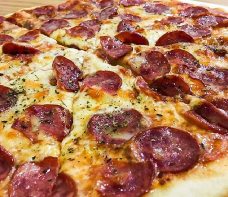 PIZZA de Calabresa
